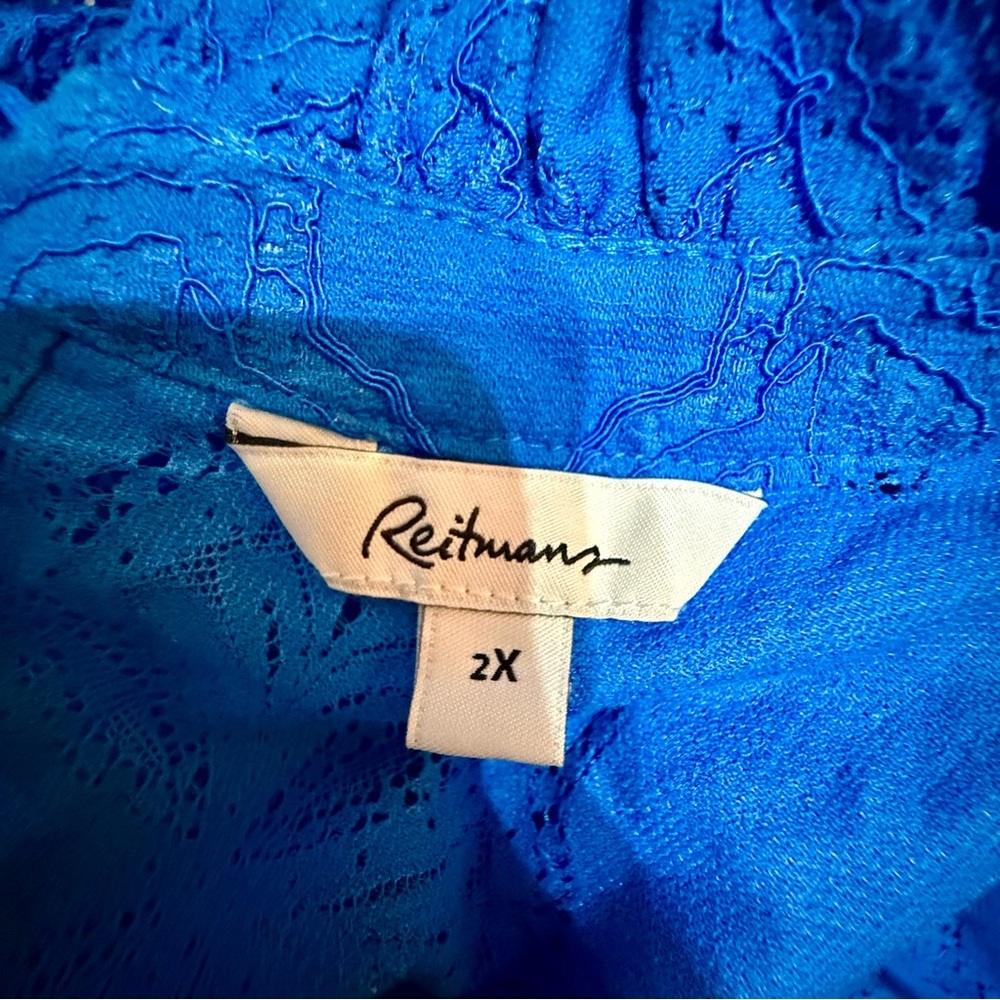 🇨🇦 Reitmans Royal Blue Summer Staple Lace Blouse - Picture 4 of 5